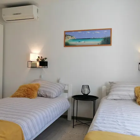 Apartment Center Dora